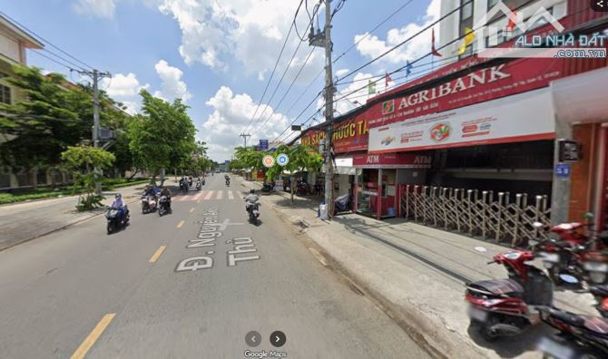 Bán Nhà + đất (Ngang 27m x 100m) . Công nhận : 2850m có 550m thổ cư - 1