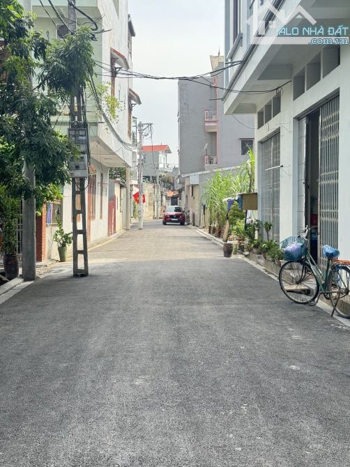 (Chủ cần bán gấp) đất Nguyễn Sơn,xe 7 chỗ ngủ trong đất Dt 70m giá nhỉnh 13 tỷ - 1