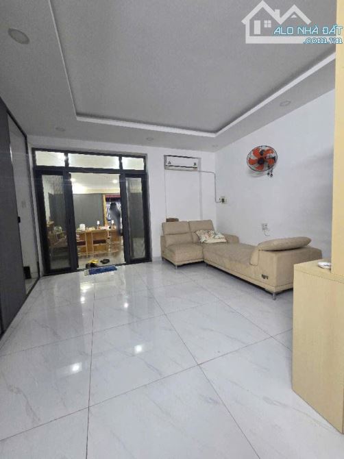 ⭐️⭐️ Nhà Măt tiền SHR 5 tầng Đ.10m 84m2 – Thới An 21 Quận 12 - 1