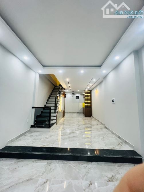 BÁN NHÀ 3 TẦNG MỚI TINH – TDP QUỲNH CƯ 1, HÙNG VƯƠNG, HỒNG BÀNG - 1