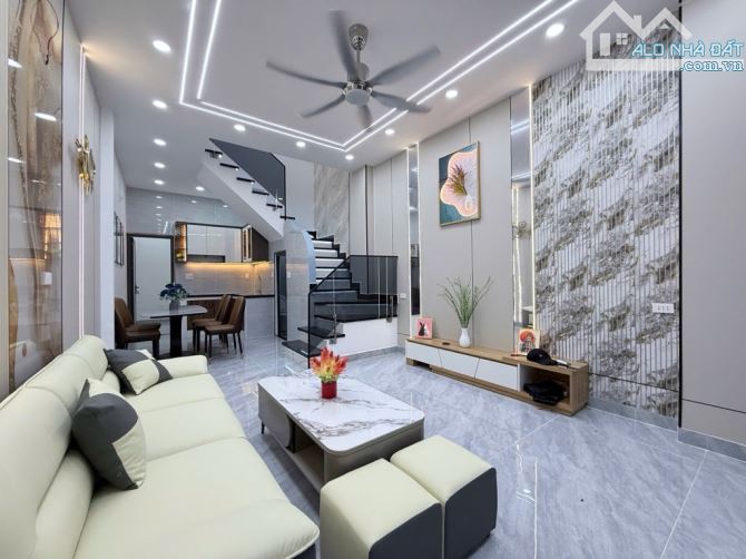 BÁN NHÀ 2 TẦNG - 50M2 - FULL NỘI THẤT - BÙI QUANG LÀ GÒ VẤP, CHỈ 5.29 TỶ - 1