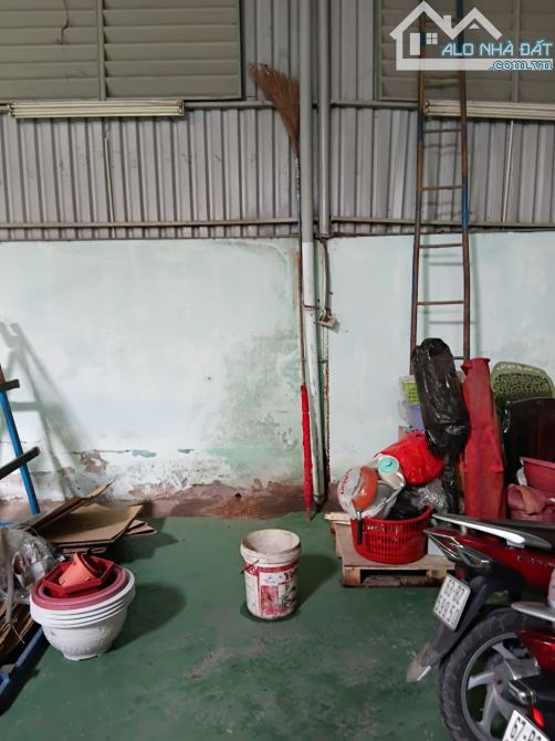 Cho thuê kho Mặt tiền 340m2 28tr - An Phú Đông 10 Quận 12 - 1