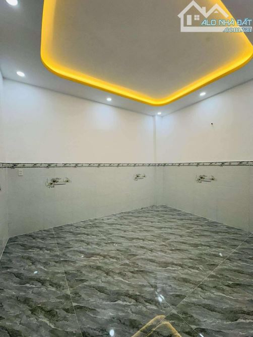 NHÀ NGANG 7,5M x 11M CÔNG NHẬN ĐỦ GIÁ CHỈ 4,29TỶ TL - 1