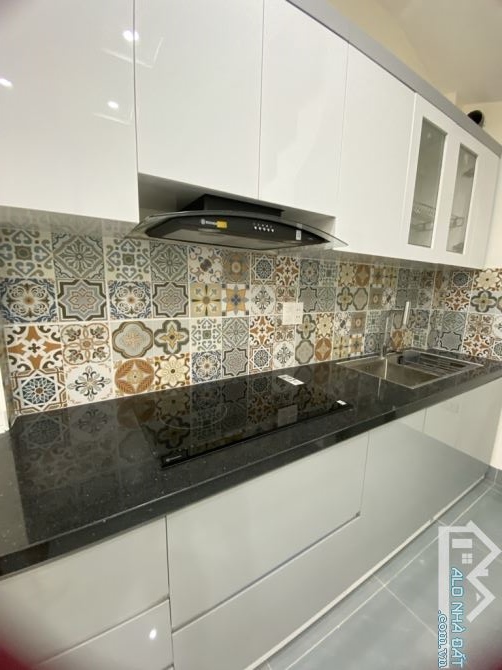NHÀ MỚI NGUYÊN TEM - DT 40m2, GIÁ 4,5 tỷ - VỊ TRÍ ĐẮC ĐỊA- HÀ ĐÔNG - 1