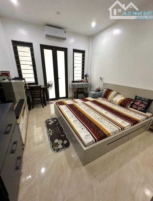 Hàng xóm Nguyễn Đức Cảnh-An ninh,mặt tiền đẹp- 37m-Nhô 7 tỷ - 1
