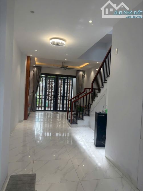 BÁN NHÀ 3 TẦNG TRƯỜNG THỌ, THỦ ĐỨC, TẶNG THÊM TÁM MƯƠI M ĐẤT TRỒNG RAU, NHỈNH 7 TỶ - 1