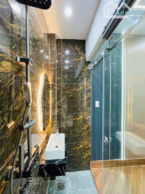 HẾT NƯỚC CHẤM - TÂN BÌNH 6p-5p đi bộ ra EMART - 52M2 full nội THẤT CAO CẤP - 6 TỶ NHỈNH - 1