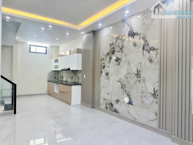 Chủ nhờ e bán một căn nhà toạ lạc tại Tây Tựu - sát cầu Thượng Cát - vành đai 3,5 - 5.9 tỷ - 1