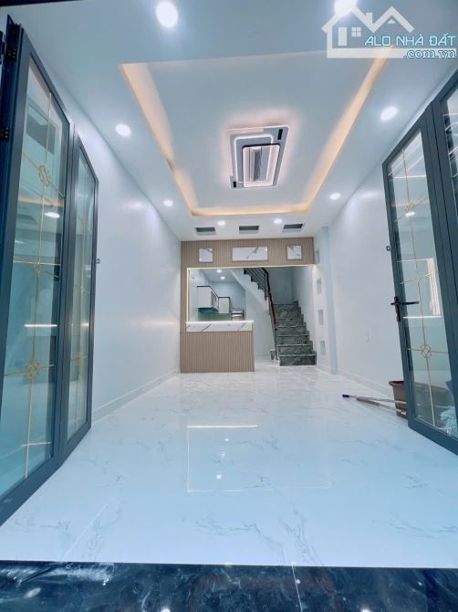 CÁCH MẶT TIỀN HOÀNG DIỆU - VĨNH KHÁNH 30m - NHÀ 3 TẦNG KHU DÂN CƯ HIỆN HỮU KHÔNG QH - 1
