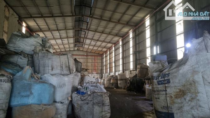 Cho thuê kho xưởng 3.000m² khuôn viên 10.000m², Đức Hòa Đông, Long An - 1