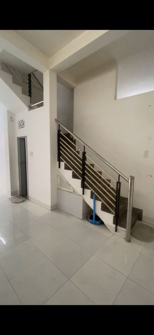 Nhà 3 tầng BTCT Quận 6 56m2 6PN bank cho vay 5 tỷ chủ chào 4 tỷ nhỉnh. - 1