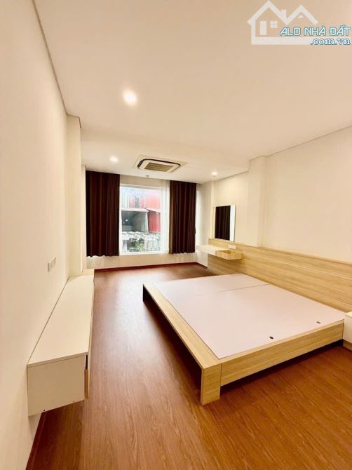 MẶT NGÕ Ô TÔ TRÁNH - THÔNG BÀN CỜ -DÂN XÂY- ĐẦU TƯ -KINH DOANH-Ô CHỜ THANG MÁY- LÁNG HẠ - 1