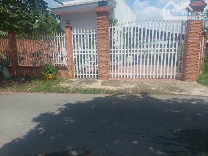 Bán nhà vườn góc 2 MT nhựa xã Nhuận Đức Củ Chi TPHCM, DT: 12x20m. - 1