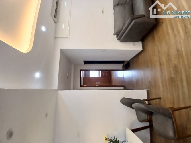Cho thuê căn hộ 135m 3PN giá 16 triệu Tòa 139 đường Cầu Giấy, LH An Minh - 1
