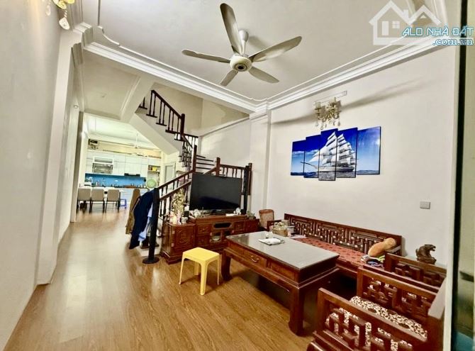 Bán nhà Minh Khai, ngõ thông, ba gác tránh xe máy, 40m2, 5T, nhỉnh 7 tỷ - 1
