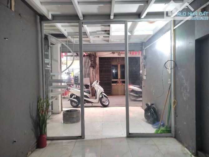 BÁN NHÀ –MẶT NGÕ -VĂN CHƯƠNG- 7 TẦNG THANG MÁY – DT 41M-MT9M GIÁ CHỈ 11 TỶ - 1