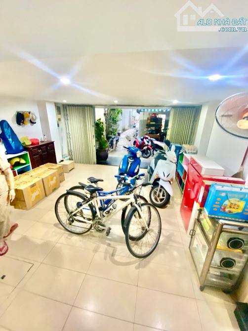 💥BÁN NHÀ 4 TẦNG  MT TRẦN PHÚ - VỊ TRÍ TRUNG TÂM CỰC HIẾM - DT 110M2 NGANG 12M- GARAR OTO - 1