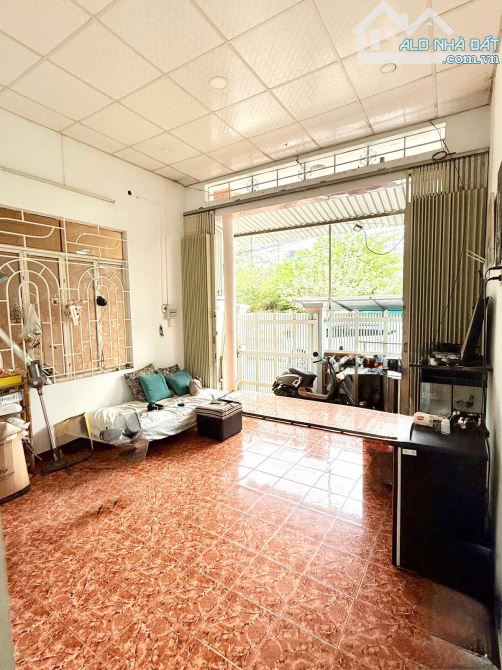 BÁN NHÀ đường oto đậu trước nhà 272 Lê Hồng Phong giáp khu đô thị Hà Quang1.Giá 5,4ty - 1