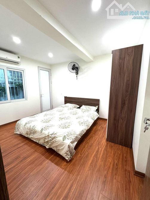 BÁN CĂN HỘ TẬP THỂ PHAN ĐÌNH GIÓT GIẢI PHÓNG THANH XUÂN - 100M 4PN - SĐCC 3 THOÁNG Ở NGAY - 1