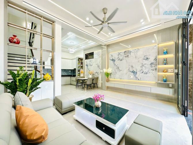 Vạn Mỹ Phương Lưu - 3 Tỷ 390 - 4 Tầng Vị trí đẹp - 1