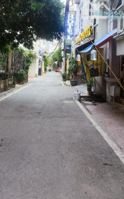 PHỐ VIỆT HƯNG SIÊU VIP_MỘT NHÀ RA MẶT PHỐ_ACE ĐẦU TƯ VÔ HẾT ĐÂY NHÉ - 1