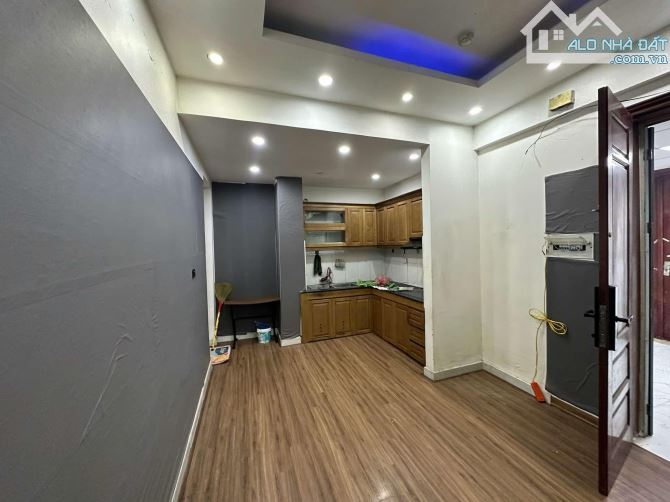 Chỉ 4,2 tỷ căn 75m2, 2 ngủ, CT1B KDT TP Giao Lưu, Phạm Văn Đồng - 1