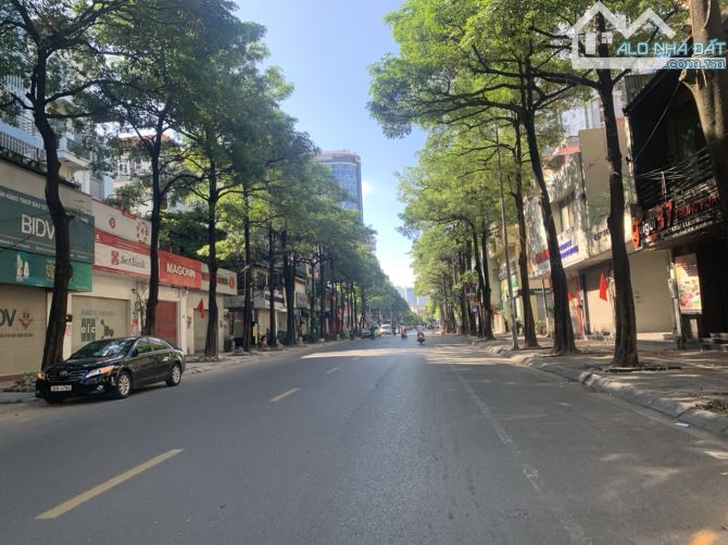 Bán tòa Văn Phòng Trung Yên _ Trung Hòa 80m2, thông sàn kinh doanh, hầm ô tô, giá 32,8 tỷ. - 1