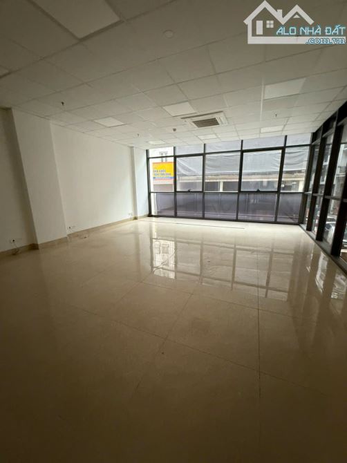 Cho thuê nhà mặt phố Ngô thì nhậm 55m2 x 2 tầng, vị trí đắc địa, giá hơn 20 triệu/tháng - 1