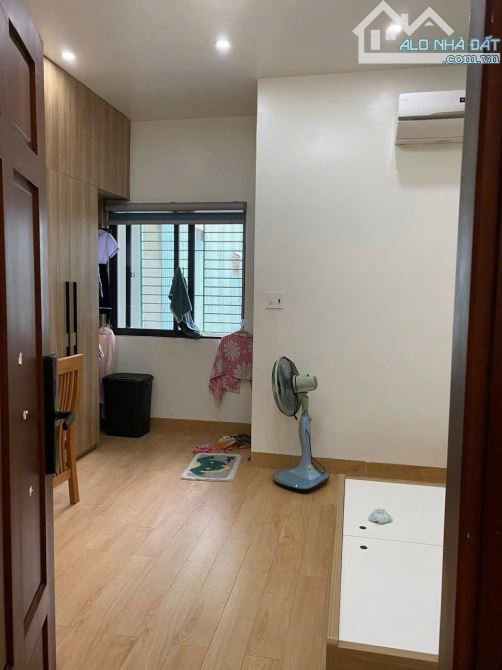 Nhà 3 tầng MT NGUYỄN HỮU CẦU -Đường 7.5m, DT 210m2, nở hậu- Gần Bãi tắm Sơn Thuỷ -Chỉ 12 - 1
