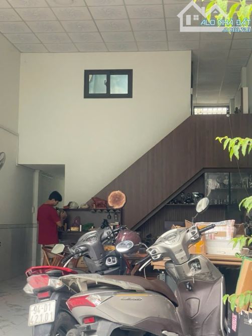 Ngay Nguyễn Thị Tú, Bình Tân, 100m, 5PN , Nhỉnh 5 tỷ - 1