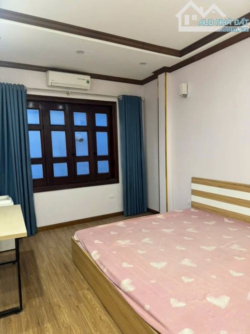 Cho thuê nhà ngõ 161 Giáp Bát, 35m² x 5 tầng, 3PN, KD VP cty, KD online, ở hộ gđ, 12tr - 1