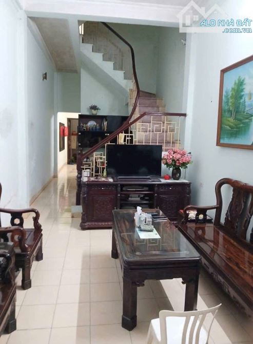 bán nhà Lạc Long Quân, Cầu Giấy, Cách 1 nhà ra phố DT 145m, 1 Tầng, MT  6.7m - 1
