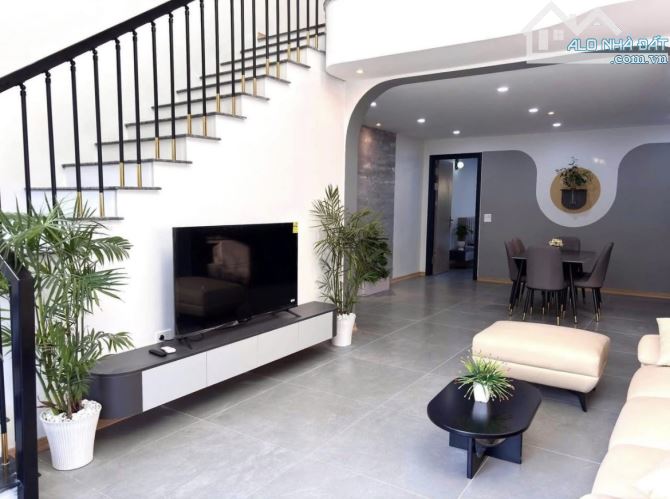 BÁN NHÀ PHÂN LÔ VIP TÂY HỒ 52M² – 3 Ô TÔ TRÁNH – VỈA HÈ RỘNG – GẦN CIPUTRA, GIÁ 16.8 TỶ - 1