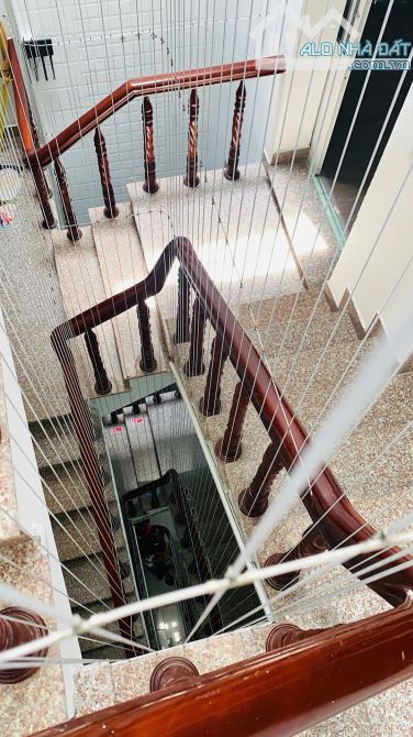 Bán nhà MT chính hữu . KC :3 tầng.75m2Ngang 5m. Giá:16 tỷ. - 1