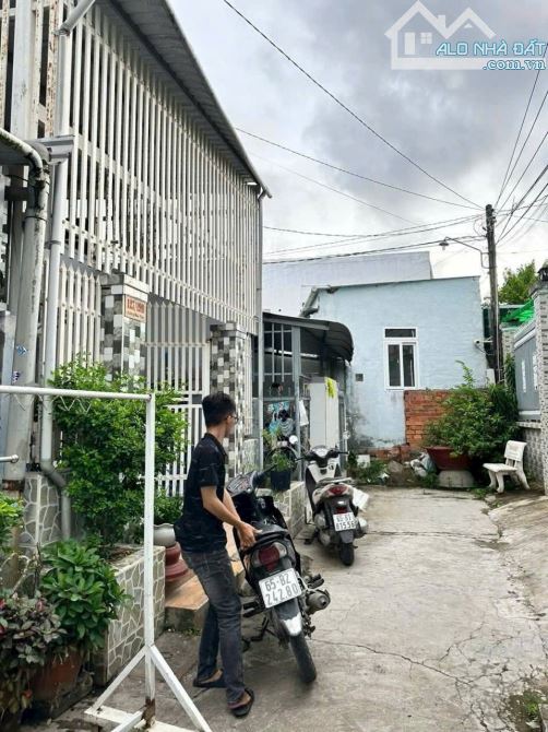 BÁN NHÀ TRỆT LẦU BE TÔNG NHẸ HẺM 9 PHẠM NGỌC HƯNG - 1