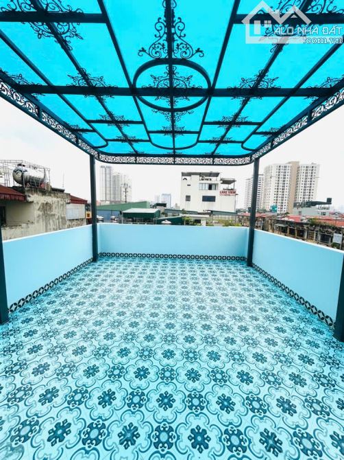 Bán nhà Tân Mai 45m2 x 5 tầng, thang máy, mới đẹp long lanh, ô tô ngủ trong nhà, giá 9,5 - 1