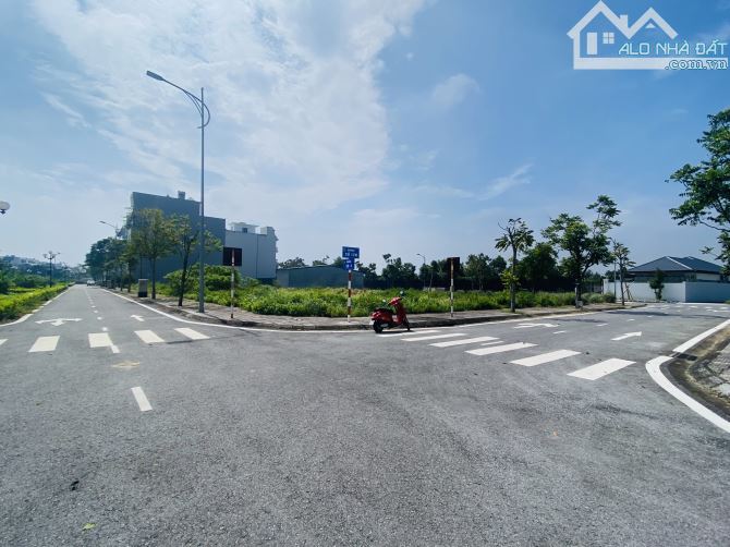 BÁN ĐẤT LÔ GÓC LÕI CÂY XANH LIỀN KỀ 14 KHU ĐÔ THỊ KỲ ĐỒNG TP THÁI BÌNH - 1