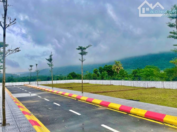 Bán đất nền trung tâm Phú Cát 2 tỷ - 1