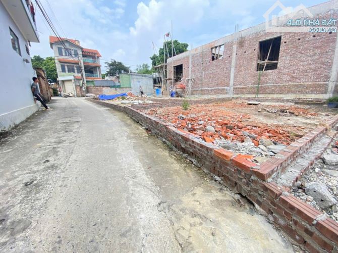 Chính chủ gửi bán lô đất ,48,9 m trung tâm phú nghĩa đường ôtô thông tứ phía - 1