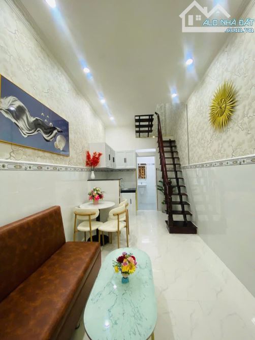 Nhà mới shr chỉ 2 tỷ xíu rất đẹp full nội thất kế bên Gò Vấp - 1