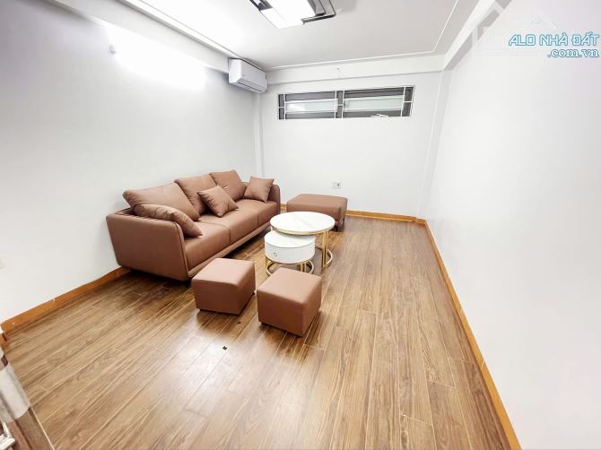 Hiếm!! Nhỉnh 1 tỷ nhà 4 tầng đầy đủ công năng. Phố Minh Khai, Hai Bà Trưng. - 1