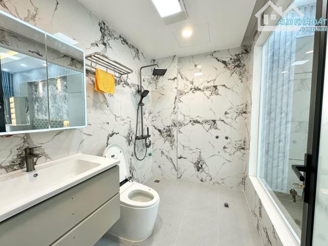 Bán nhà 5 tầng thang máy tdc Vinhomes RiverSide, Hồng Bàng. - 1