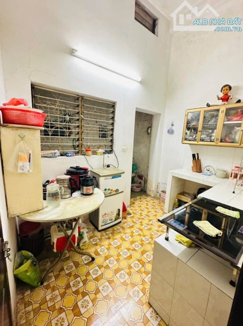 Bán nhà Lạc Long Quân 73m2 nhà 4 tầng mt4m 16 tỷ có thương lượng - 1