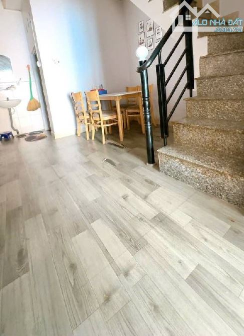 Bán nhà 2 tầng 42m² (4x11), Hẻm xe tải Phạm Đăng Giảng, gần Aeon Tân Phú, chỉ hơn 4 tỷ - 1