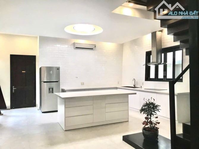 🔥 Sản Phẩm Hiếm Có Bán Biệt Thự sát góc Nguyễn Q Cảnh 170m2, 3 lầu nhỉnh 5x tỷ - 1