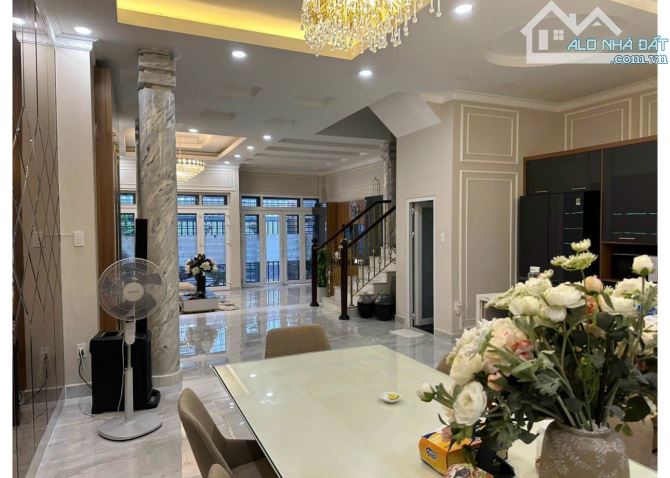 TÔI CẦN BÁN NHÀ ĐƯỜNG CMT8,QUẬN 3-GIÁ:5,39TỶ/67,2m2(4,2x16m).NHÀ ĐANG CHO THUÊ 23TRIỆU/TH - 1