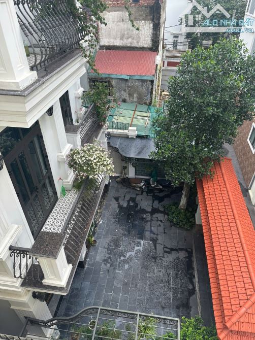 Bán nhà Tư Đình, ô tô vào nhà, 103m2, mt 8m, 3 tầng, 16.5 tỷ, ở ngay - 1