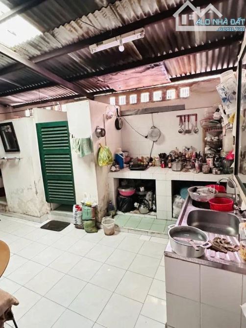 Bán nhà Nguyễn Trãi 74m² 1 tầng – 14.5 tỷ – Trung tâm Quận 1. Thích hợp xây mới - 1