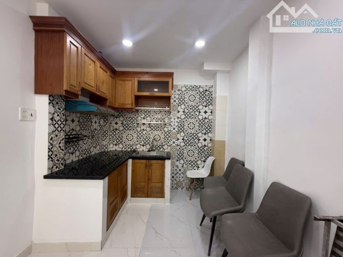 BÁN NHÀ NHỈNH 3 TỶ- NGUYỄN VĂN KHỐI - GẦN CÔNG VIÊN LÀNG HOA GÒ VẤP - 1