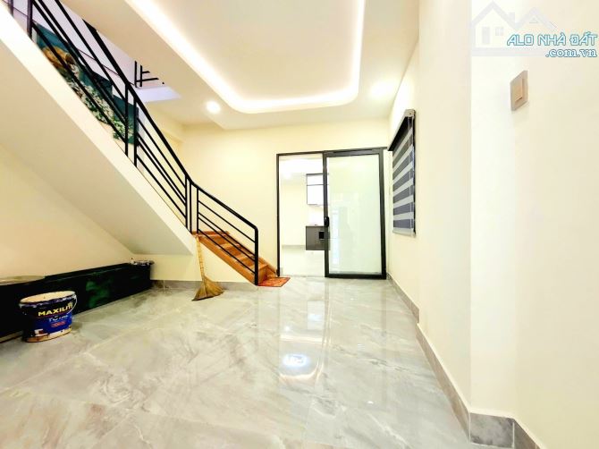 SIÊU PHẨM MỚI MẶT TIỀN KD KHU VÍP PHAN XÍCH LONG + 3/2 TTQ11 HIẾM CÓ GIÁ CHỈ 13.5 TỶ TL - 1